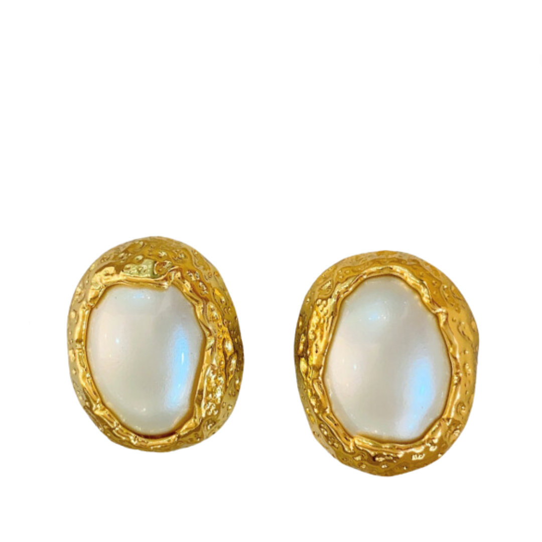 Geometric Pearl Retro Stud Earrings