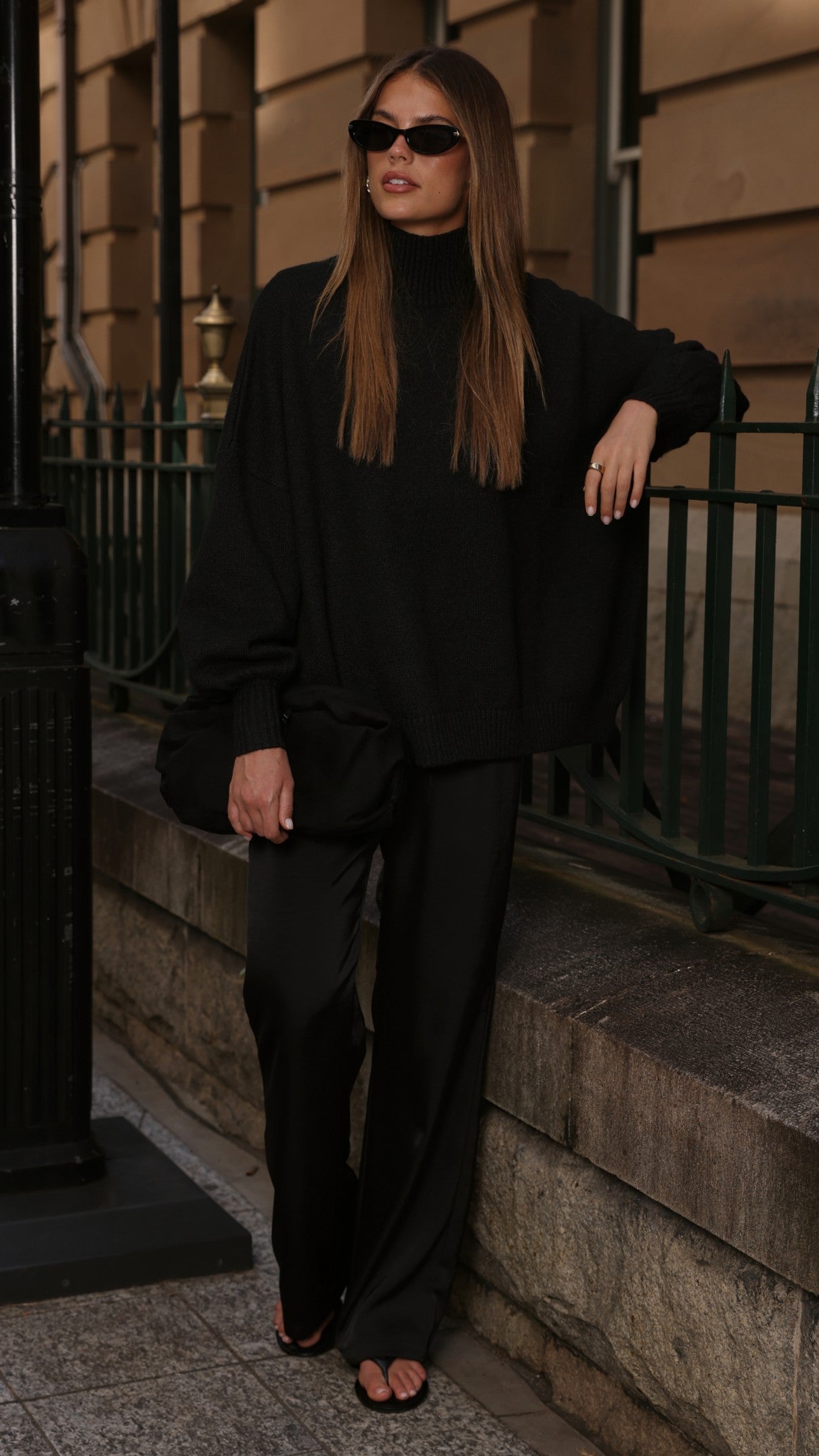 Harita Knitted Sweater - Black