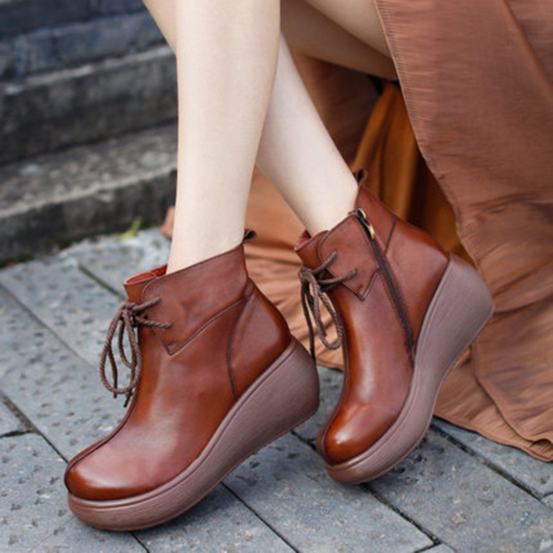Cozy Platform Leather Solid Lace Up Women Boots