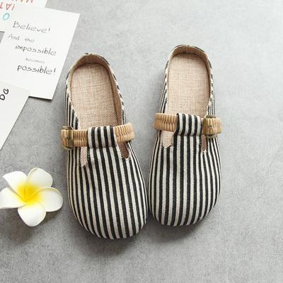 New Spring And Flat Slippers