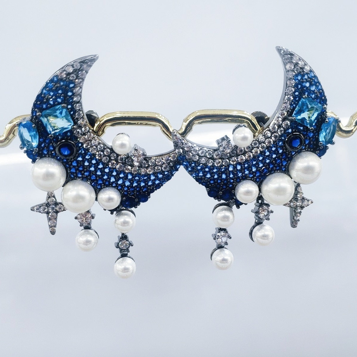Micro Inlaid Zirconium Moon Pearl Earrings