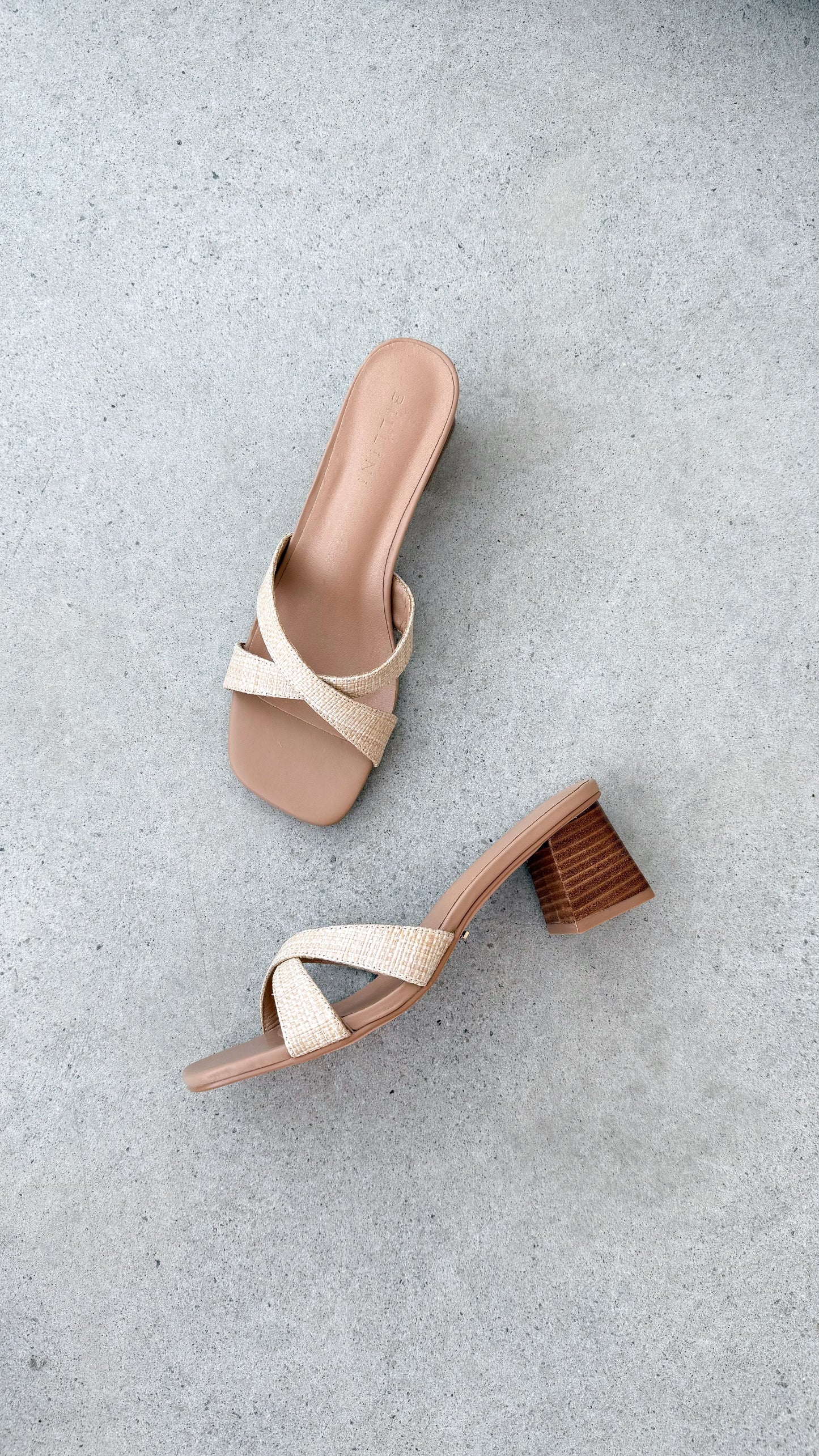 Wila Heel - Natural Raffia