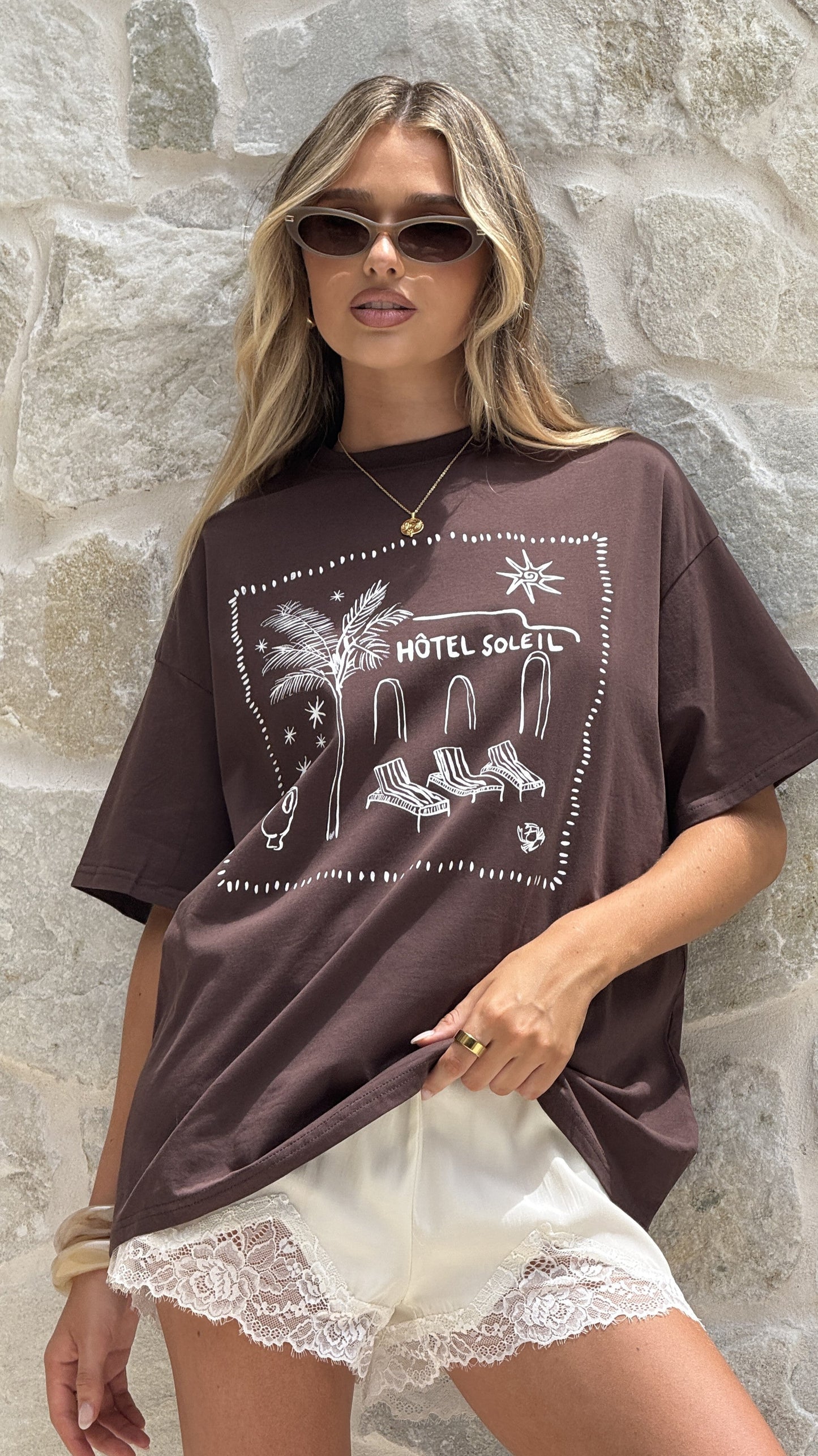 Hotel Soleil Oversized T-Shirt - Chocolate