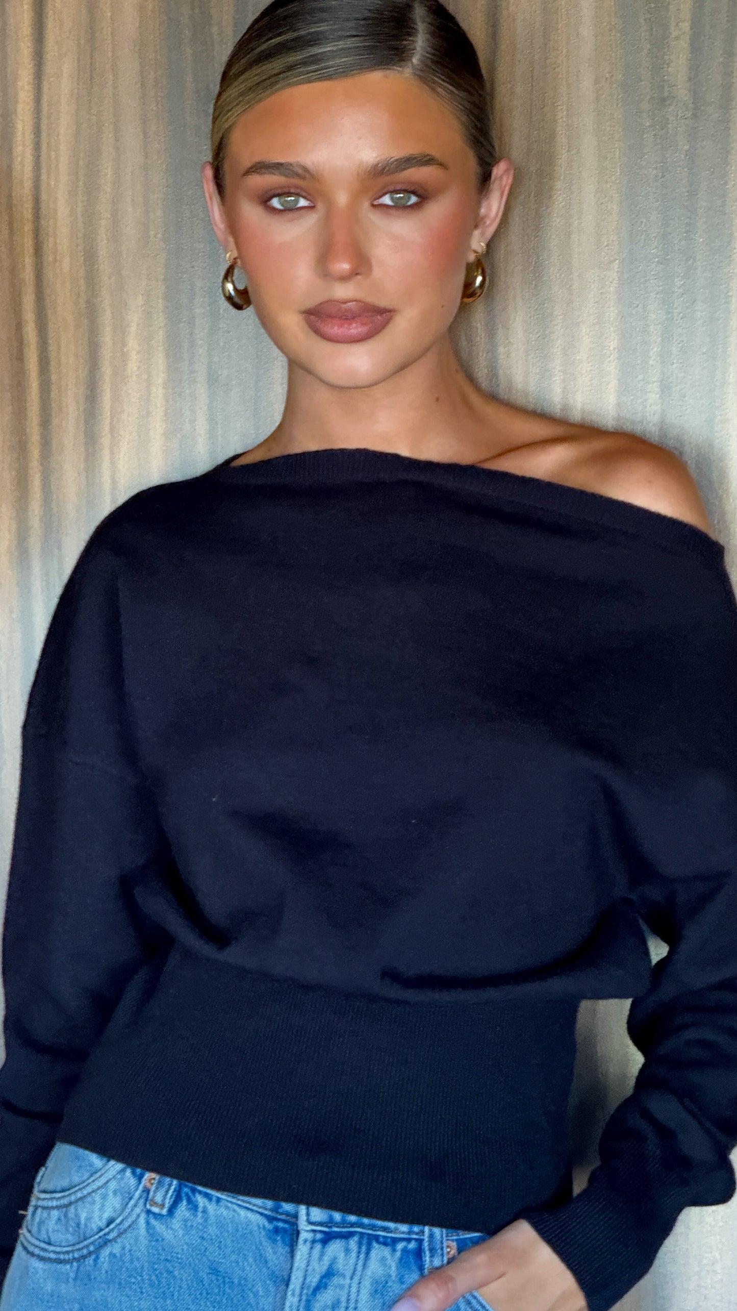 Talia Off Shoulder Top - Black