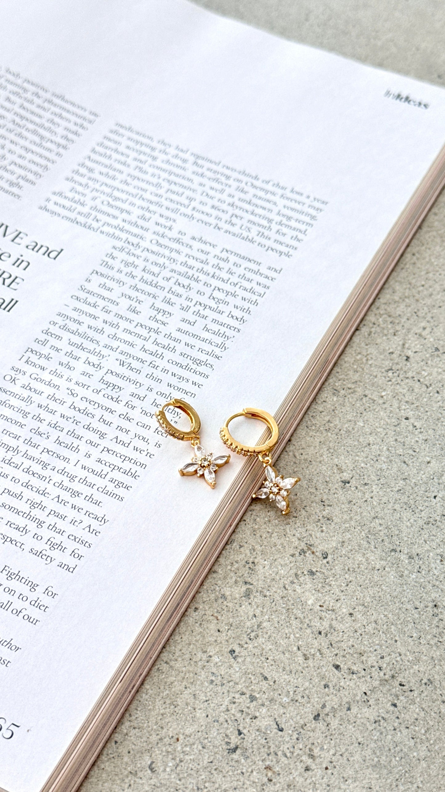 Toni Earrings - Gold